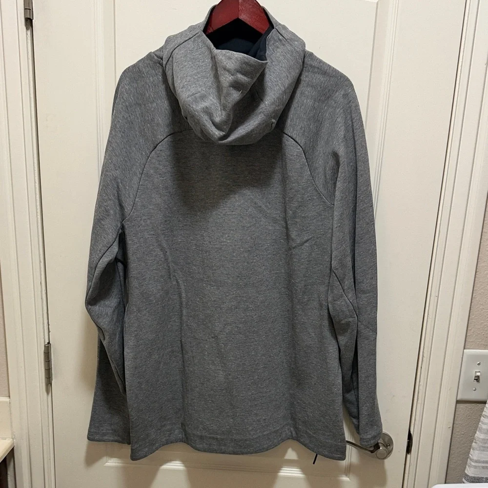Nike Grey Hooded Sweatshirt with Red Logo Tag - Picture 8 of 8